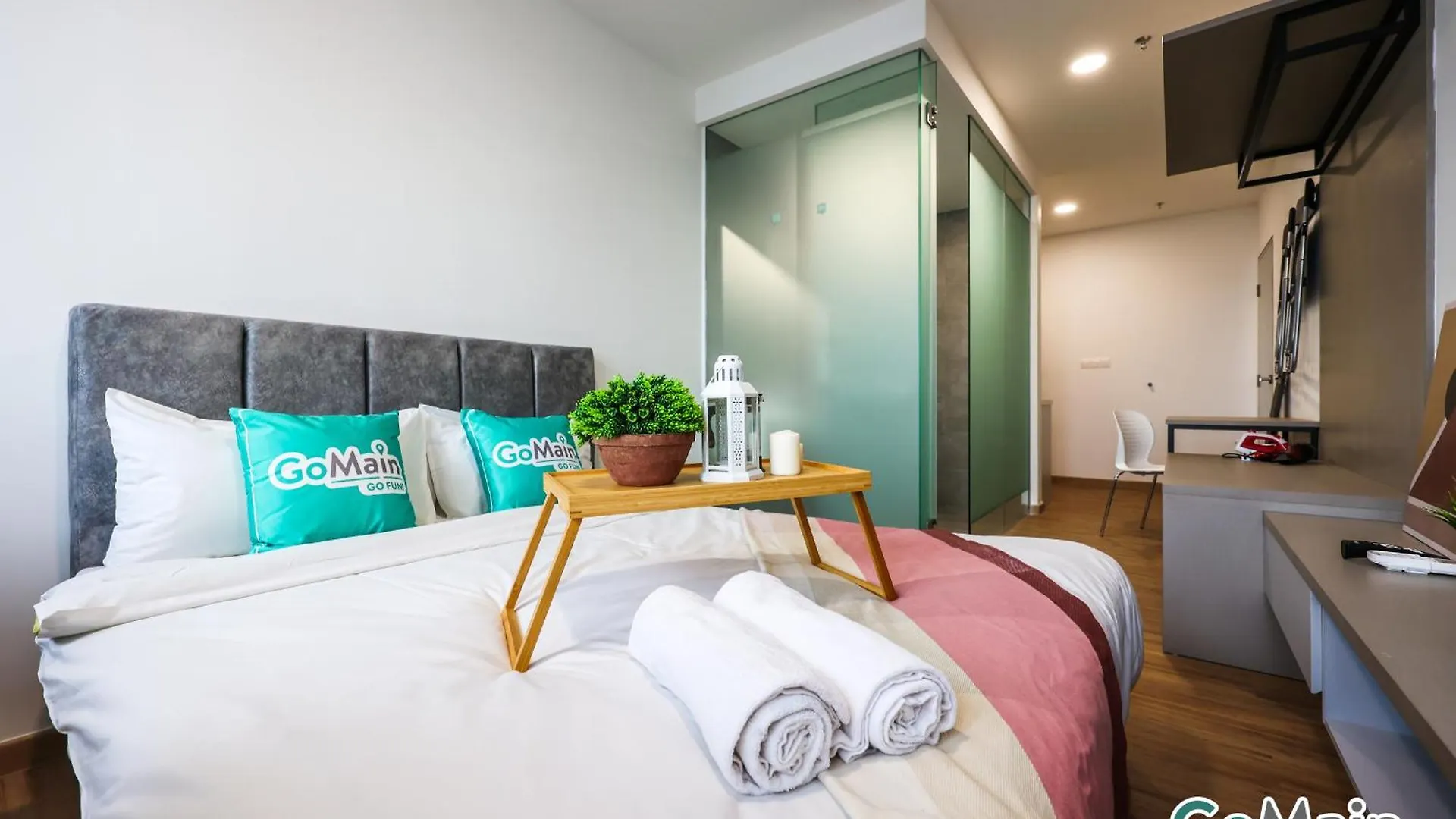 Apartment Infinity Skypool - Kl Suite Kl Sentral Brickfield By Gomain Kuala Lumpur Ma­lay­sia